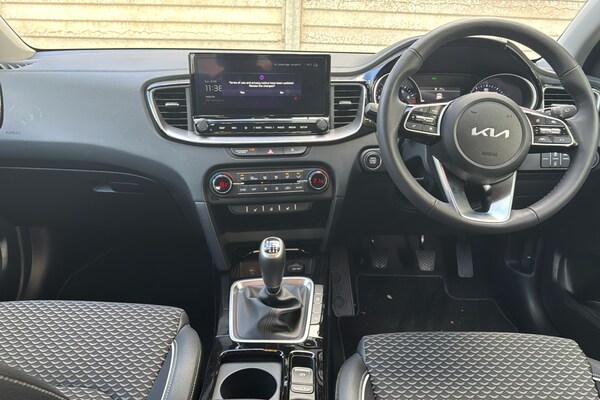 Used Kia XCeed 2025 for sale - 75987283: Photo 9