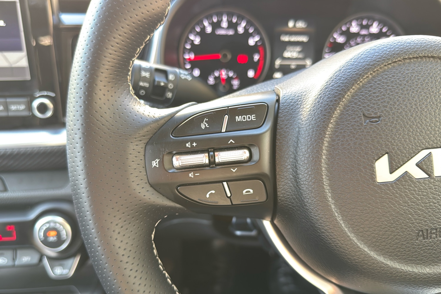 Used Kia Stonic 2024 for sale - 75919375: Photo 17