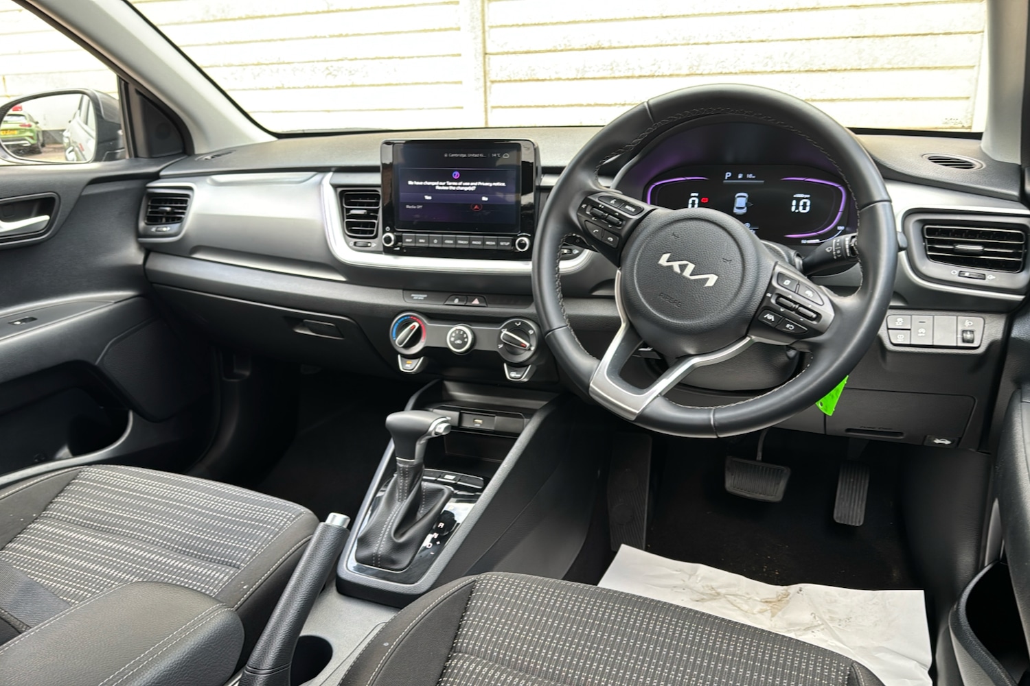 Used Kia Stonic 2024 for sale - 77283623: Photo 10