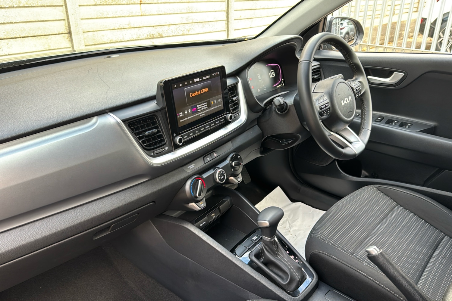 Used Kia Stonic 2024 for sale - 77283623: Photo 11