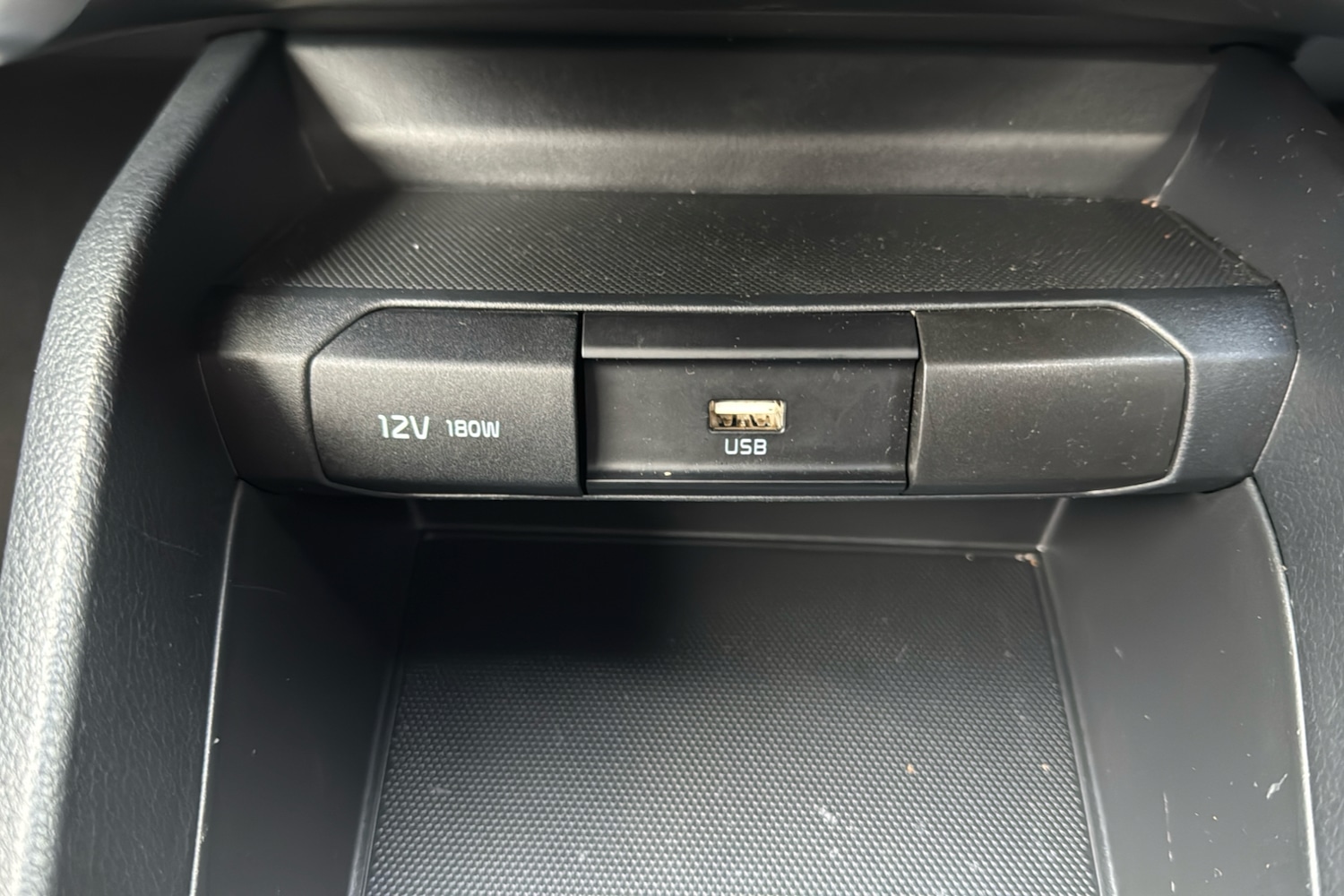 Used Kia Stonic 2024 for sale - 77283623: Photo 22