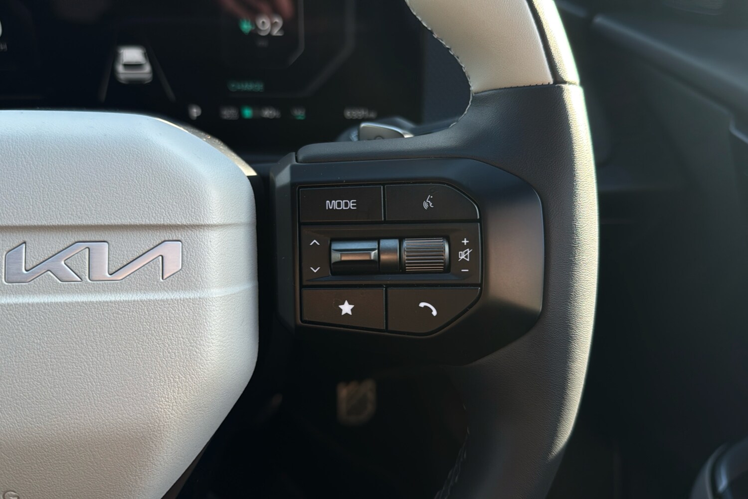 Used Kia EV6 2025 for sale - 77123850: Photo 18