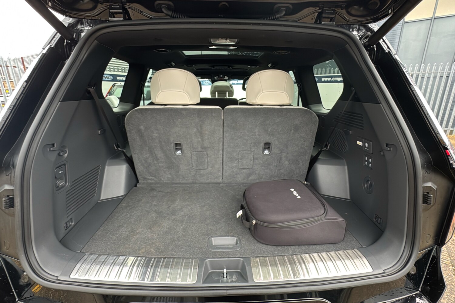 Used Kia EV9 2025 for sale - 77842688: Photo 24