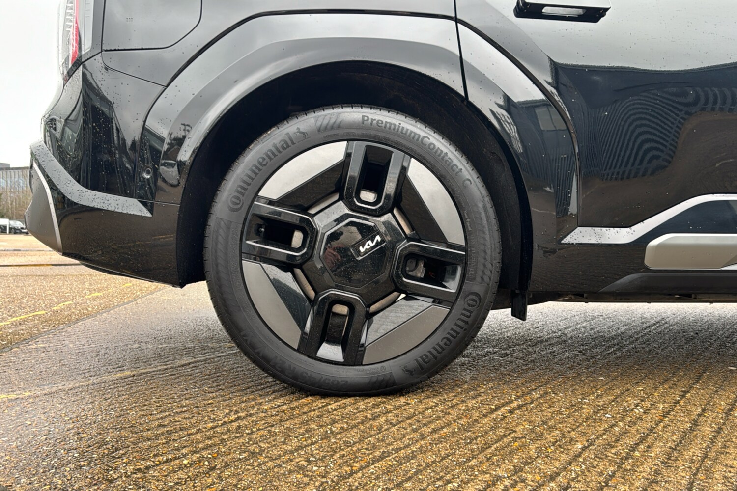 Used Kia EV9 2025 for sale - 77842688: Photo 8