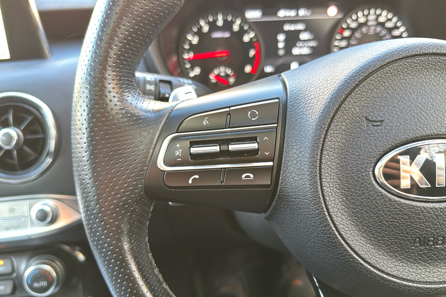 Used Kia Stinger 2020 for sale - 76421581: Photo 16