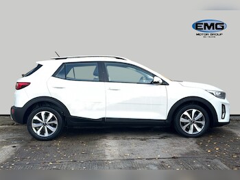 Used Kia Stonic 2023 for sale - 76665981: Photo