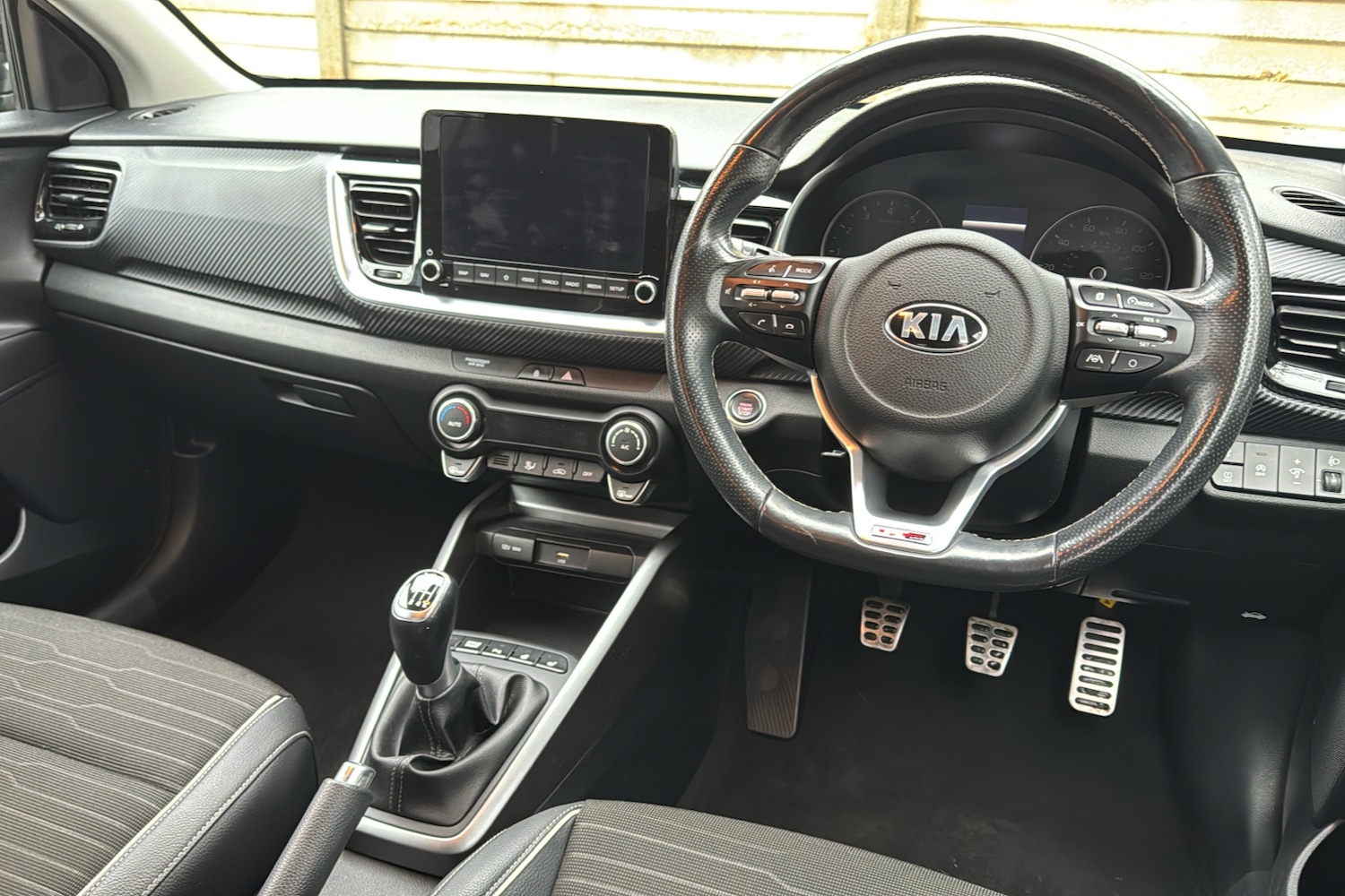 Used Kia Stonic 2021 for sale - 76564620: Photo 10