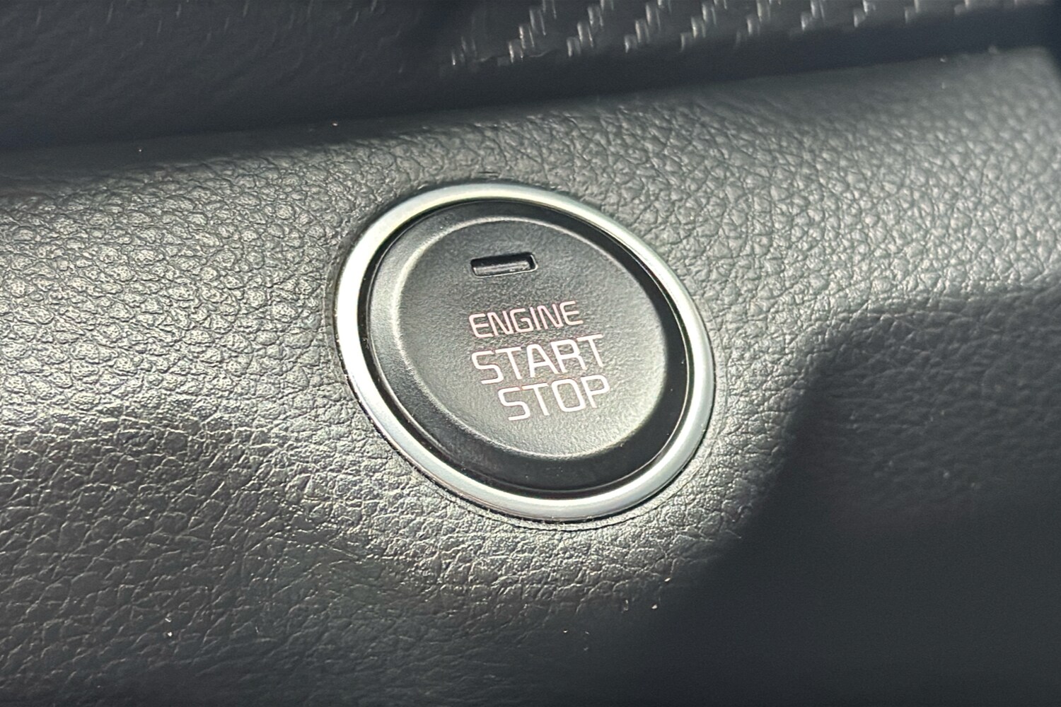 Used Kia Stonic 2021 for sale - 76564620: Photo 23