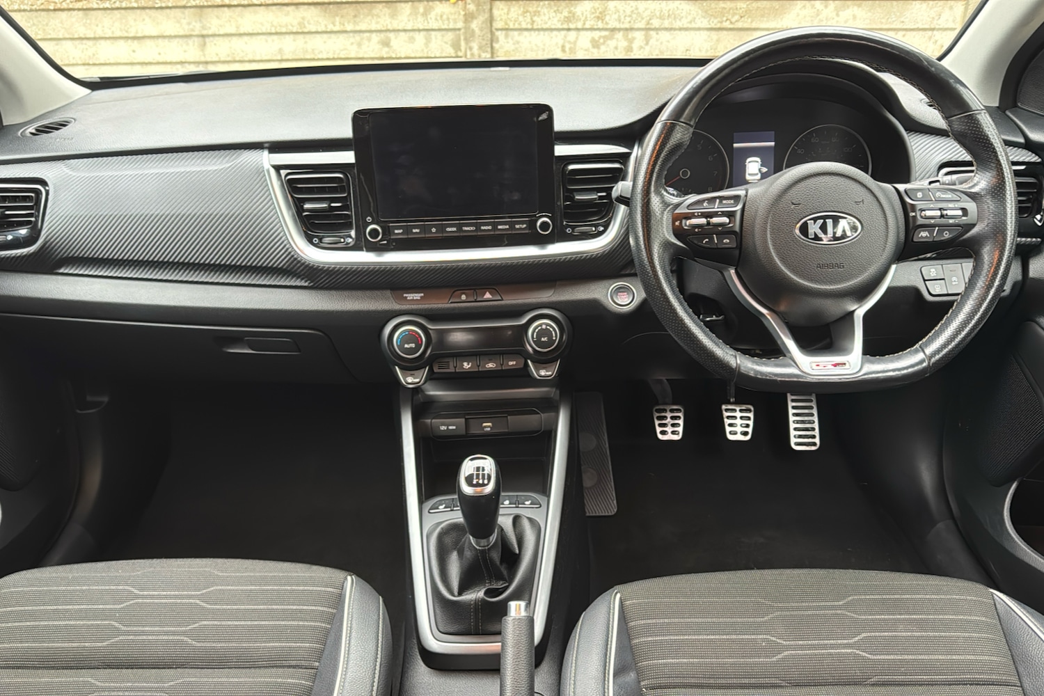 Used Kia Stonic 2021 for sale - 76564620: Photo 9