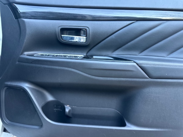 Used Mitsubishi Outlander 2016 for sale - 74212445: Photo 12