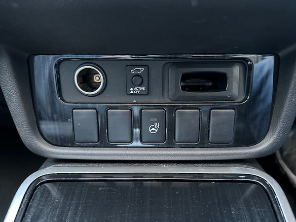 Used Mitsubishi Outlander 2016 for sale - 74212445: Photo 36