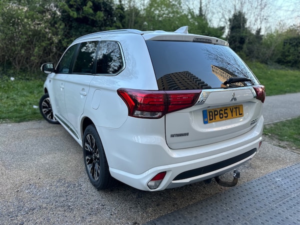 Used Mitsubishi Outlander 2016 for sale - 74212445: Photo 4