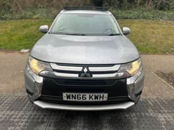 Used Mitsubishi Outlander 2016 for sale - 74135927: Photo
