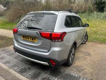 Used Mitsubishi Outlander 2016 for sale - 74135927: Photo