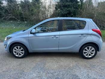 Used Hyundai i20 2014 for sale - 74187246: Photo