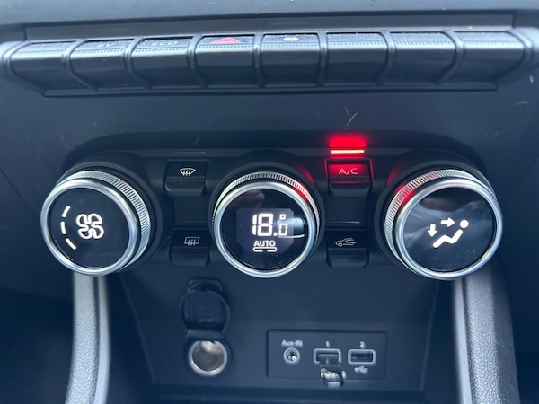 Used Renault Captur 2022 for sale - 74914496: Photo 18