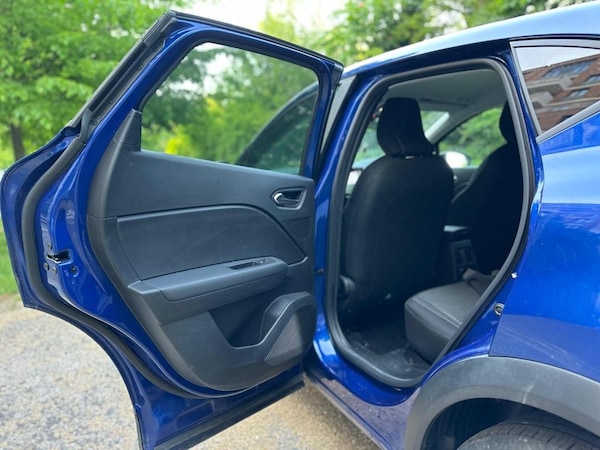 Used Renault Captur 2022 for sale - 74914496: Photo 29