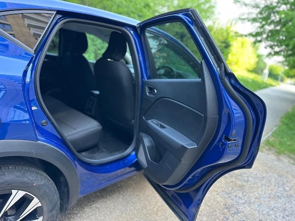 Used Renault Captur 2022 for sale - 74914496: Photo 37