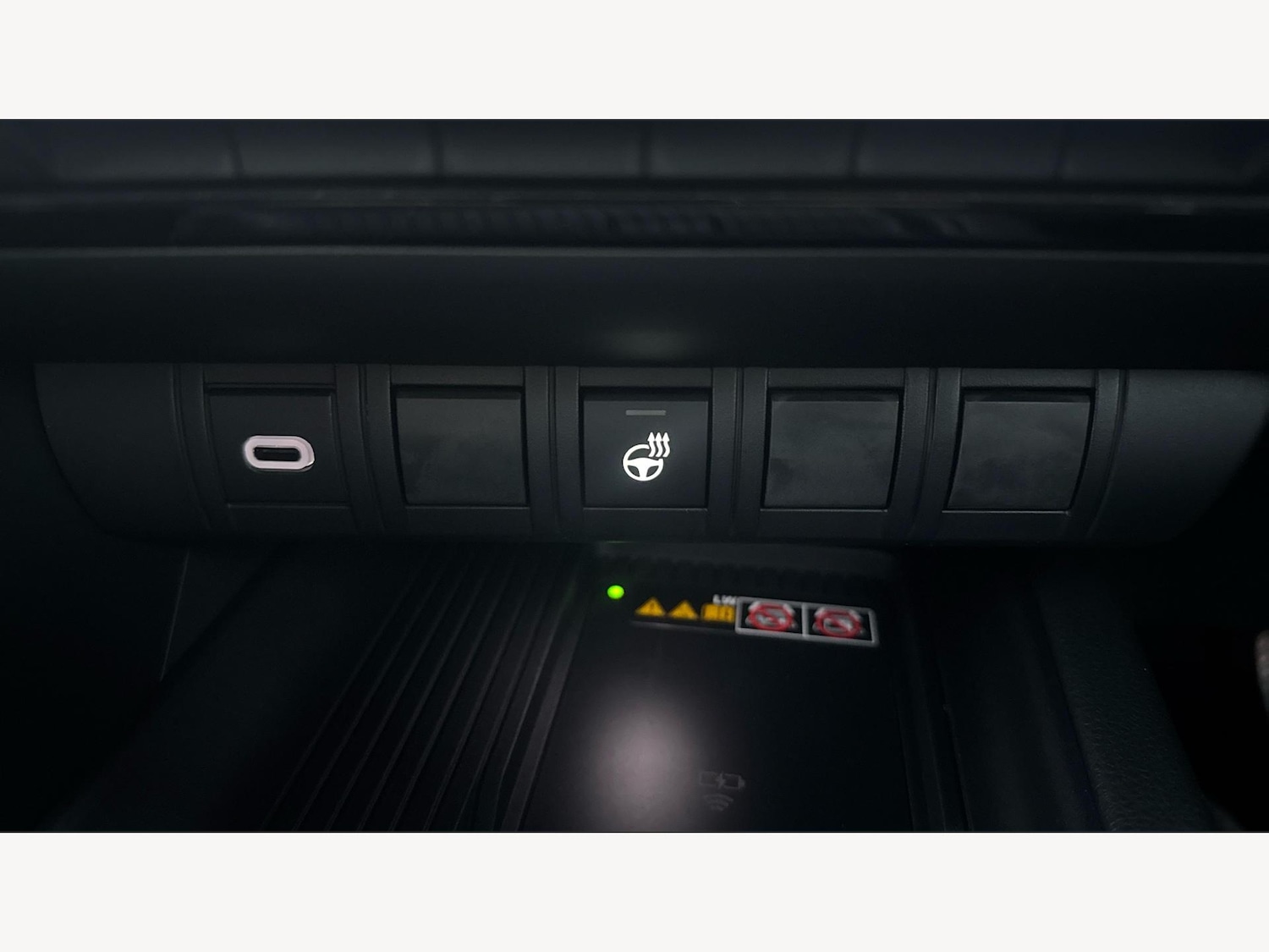 Used Toyota C-HR 2025 for sale - 76457903: Photo 29