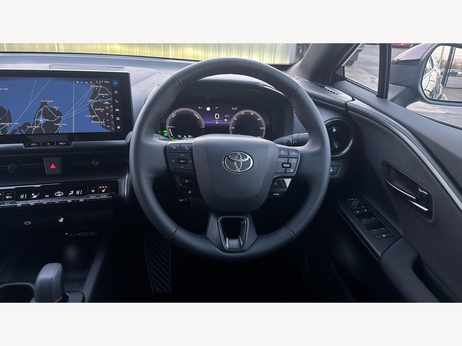 Used Toyota C-HR 2025 for sale - 76457903: Photo 8