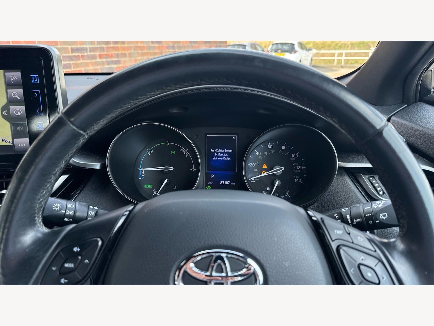 Used Toyota C-HR 2017 for sale - 78035188: Photo 11