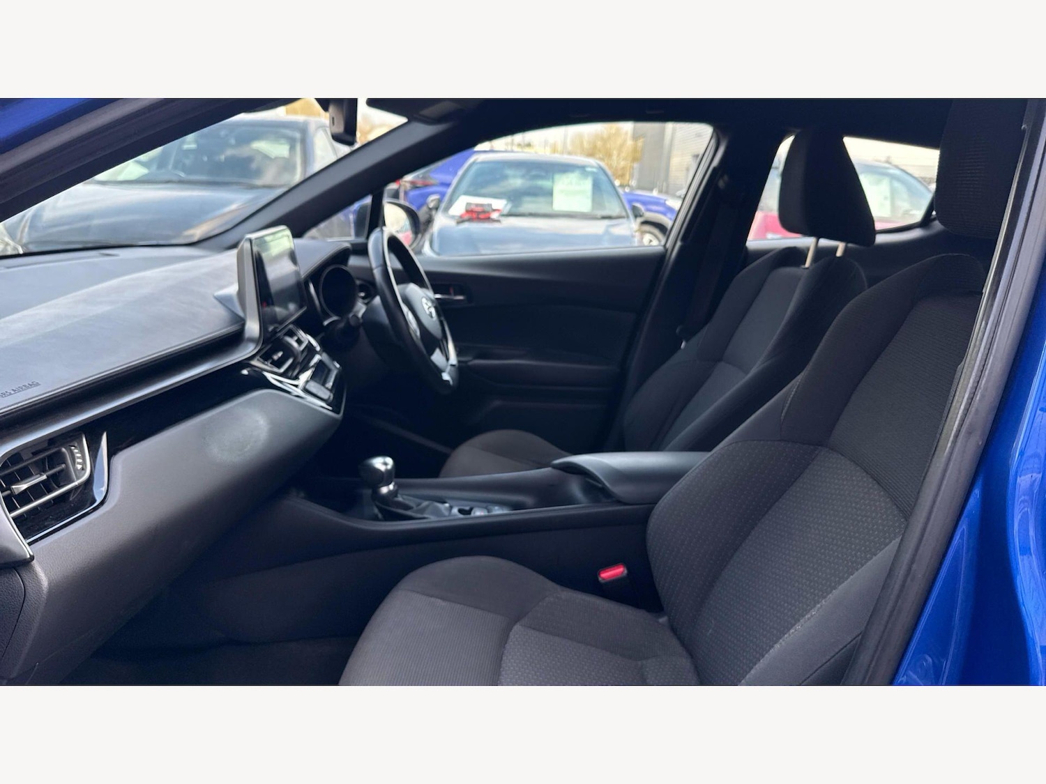 Used Toyota C-HR 2017 for sale - 78035188: Photo 12