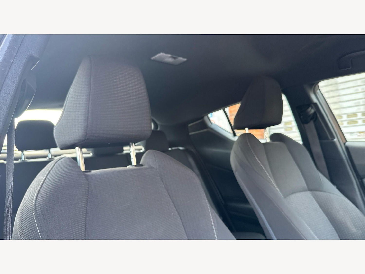 Used Toyota C-HR 2017 for sale - 78035188: Photo 24