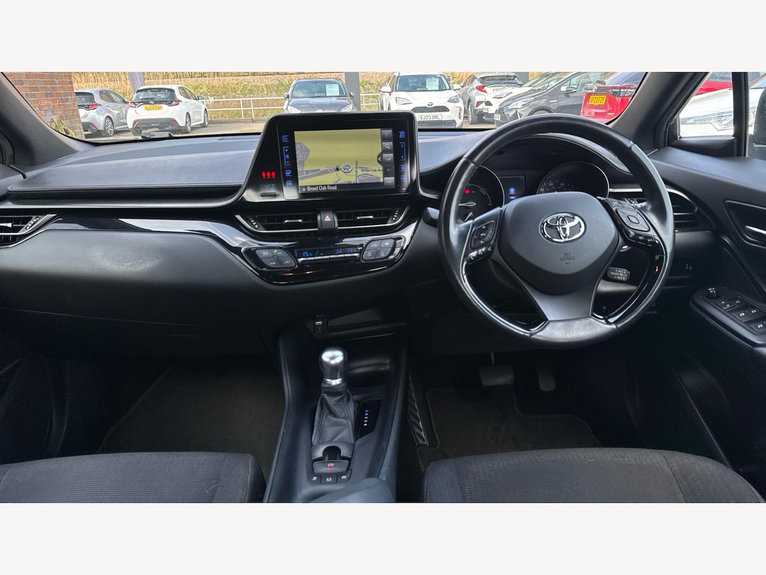 Used Toyota C-HR 2017 for sale - 78035188: Photo 7