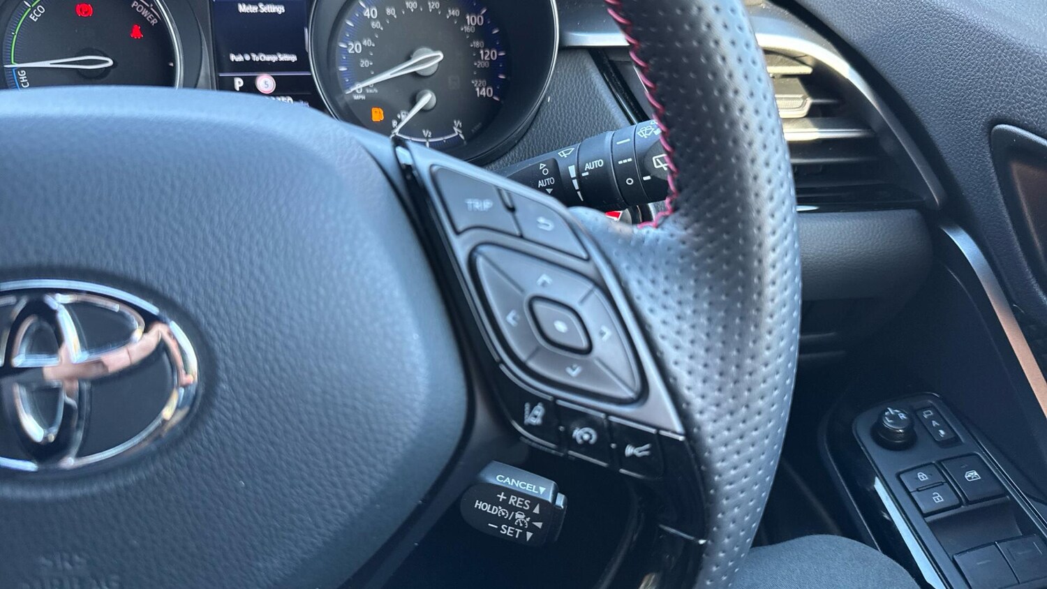 Used Toyota C-HR for sale - 77230032: Photo 51