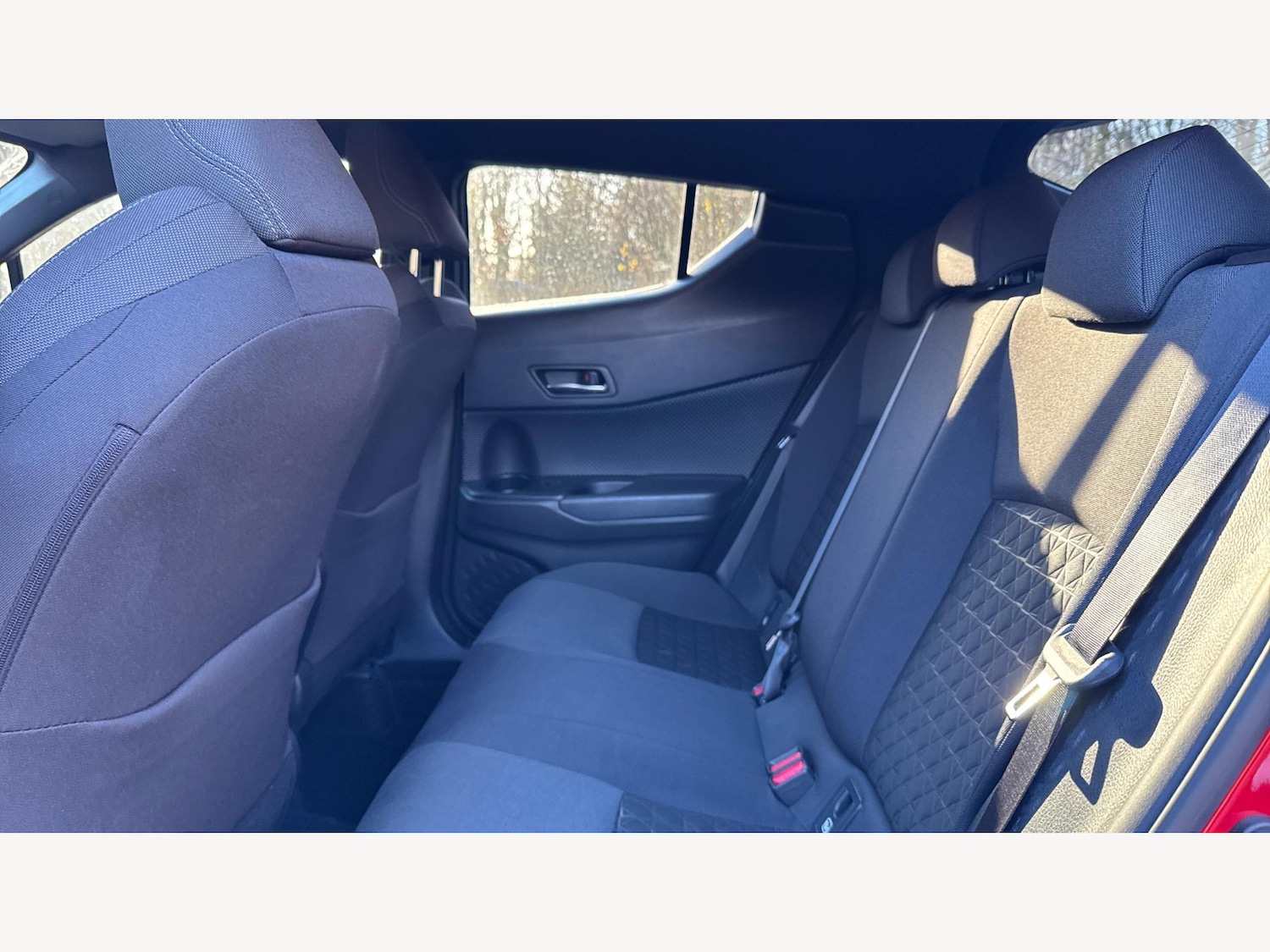 Used Toyota C-HR 2021 for sale - 77230195: Photo 15