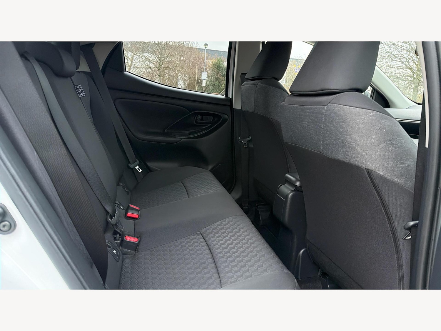 Used Toyota Yaris 2024 for sale - 77550333: Photo 14