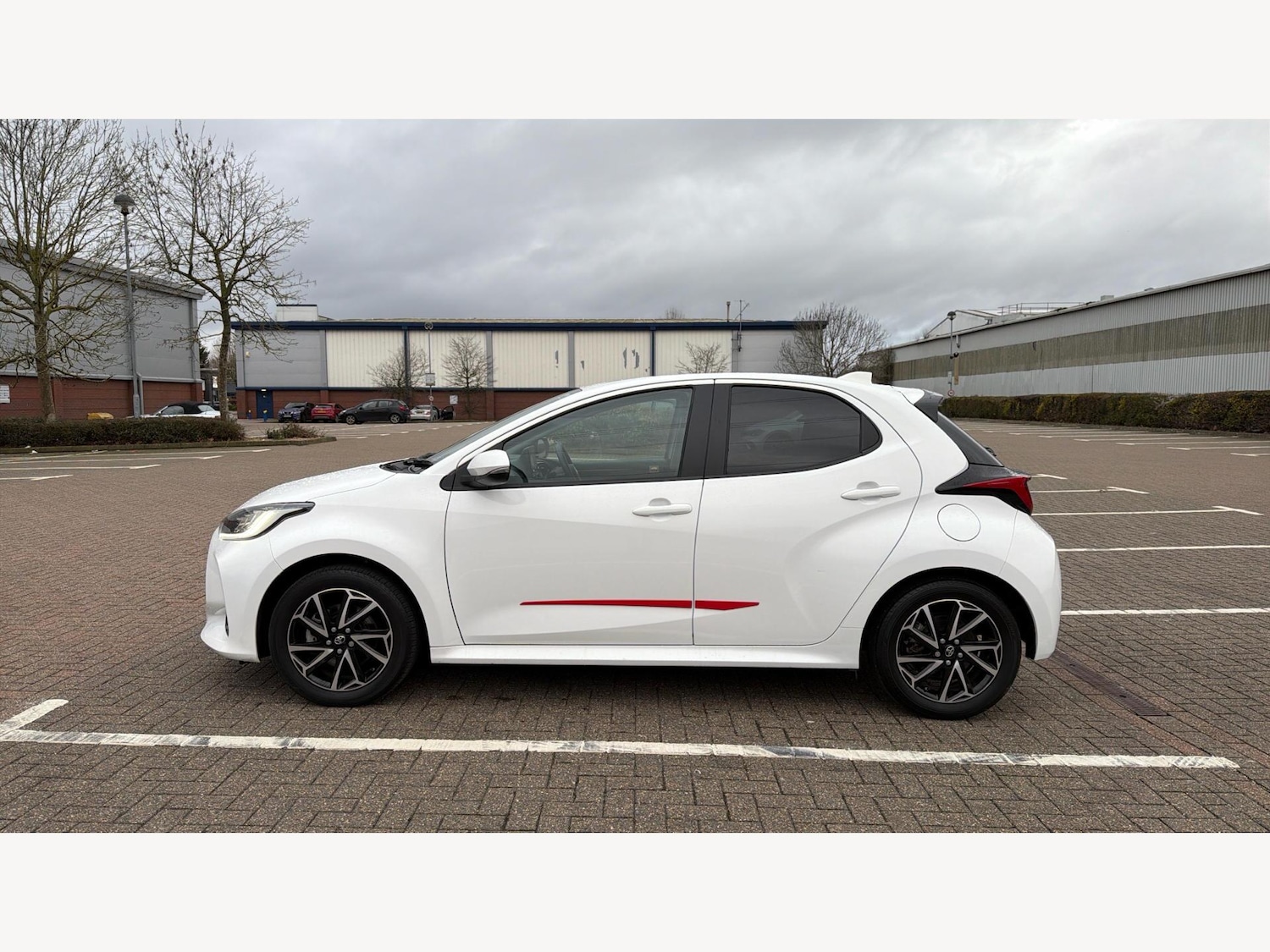 Used Toyota Yaris 2024 for sale - 77550333: Photo 19