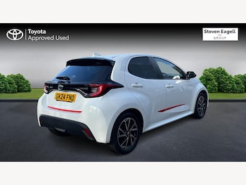 Used Toyota Yaris 2024 for sale - 77550333: Photo