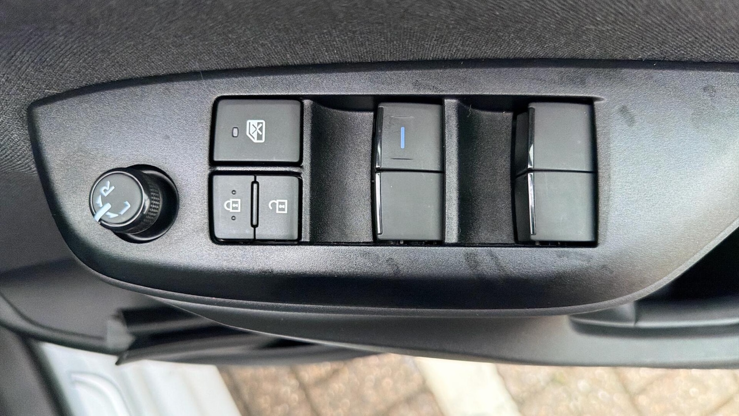 Used Toyota Yaris 2024 for sale - 77550333: Photo 37