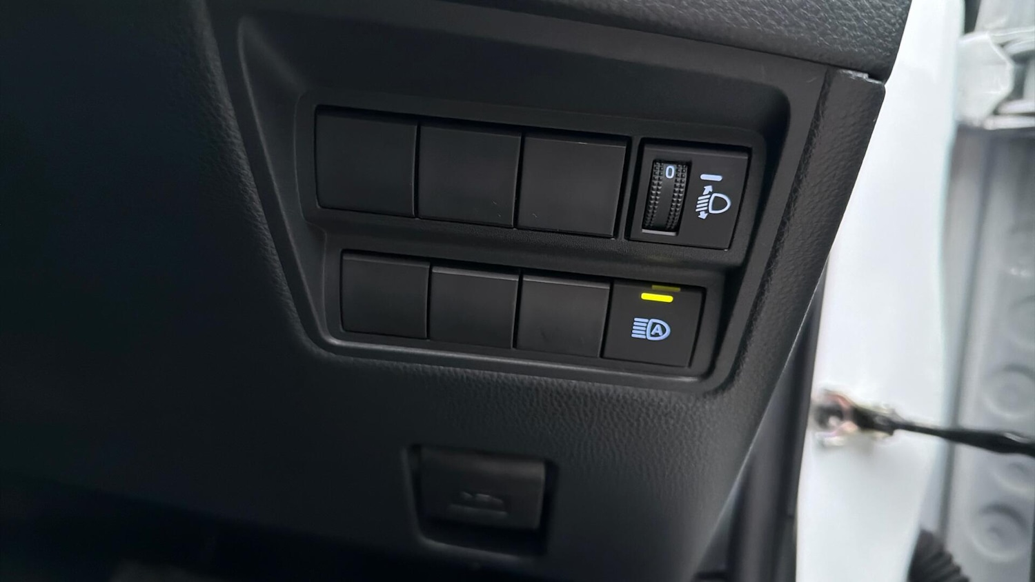 Used Toyota Yaris 2024 for sale - 77550333: Photo 38