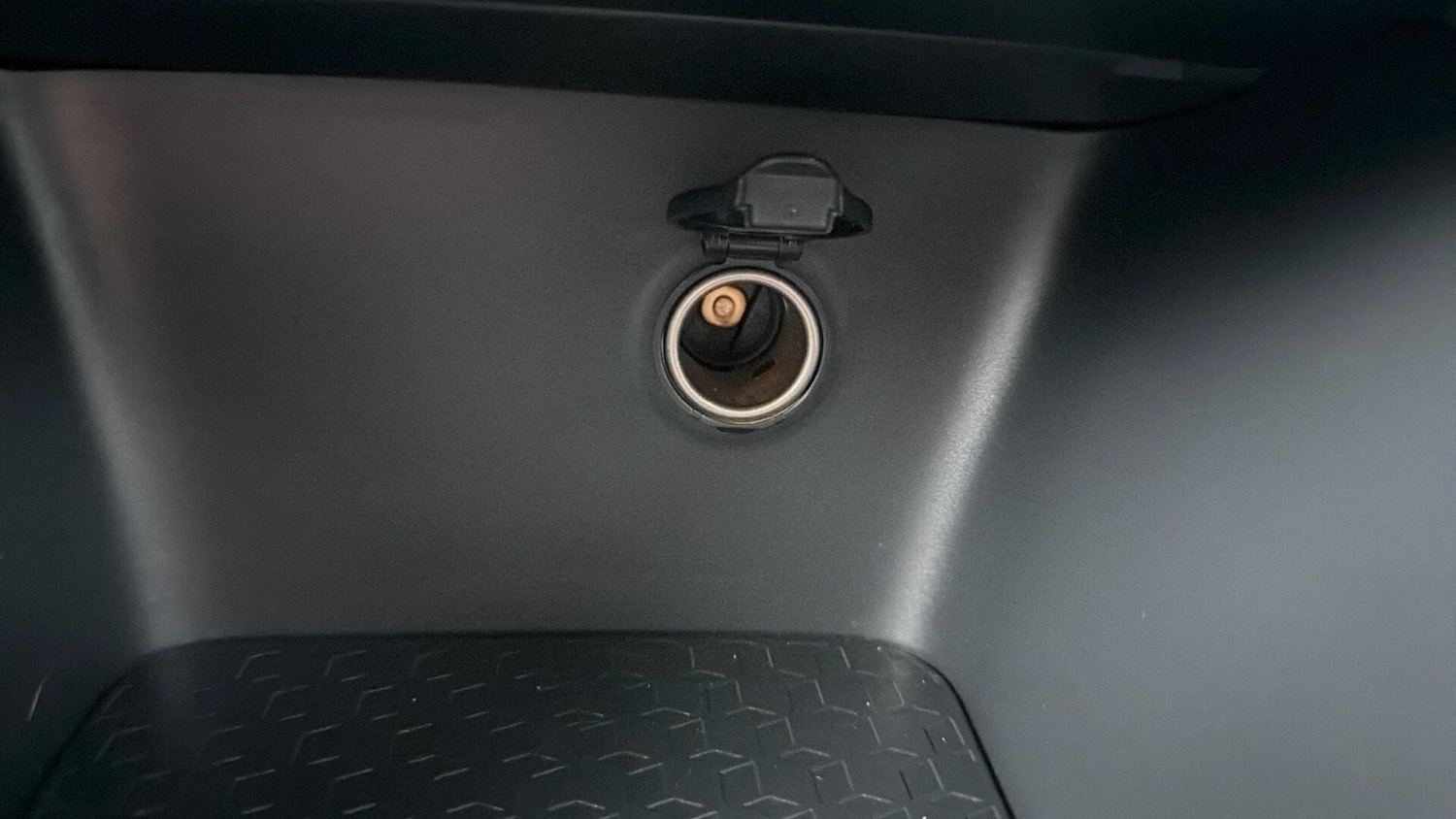 Used Toyota Yaris 2024 for sale - 77550333: Photo 55