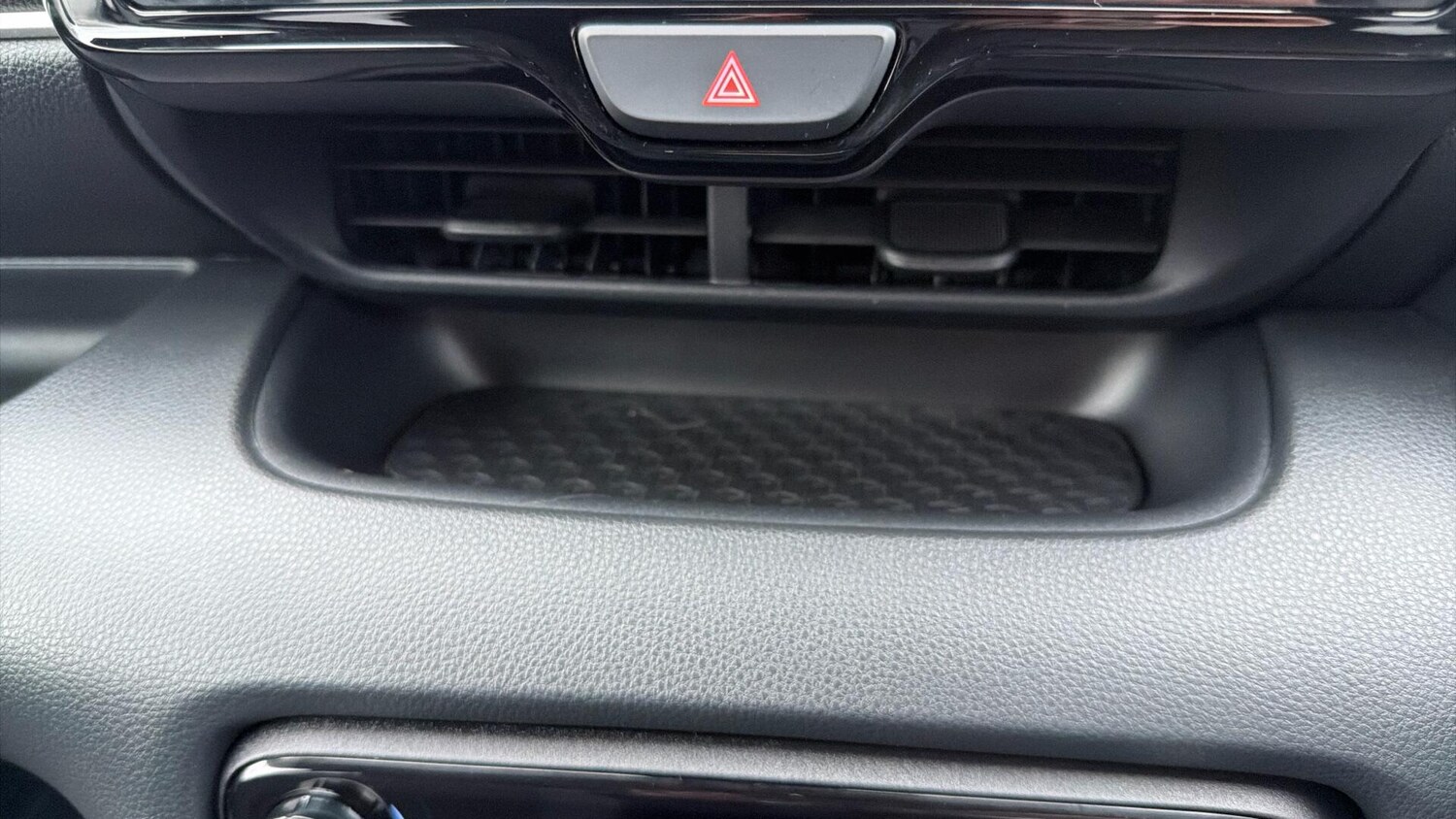 Used Toyota Yaris 2024 for sale - 77550333: Photo 56