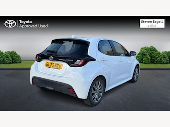 Used Toyota Yaris 2024 for sale - 79062649: Photo
