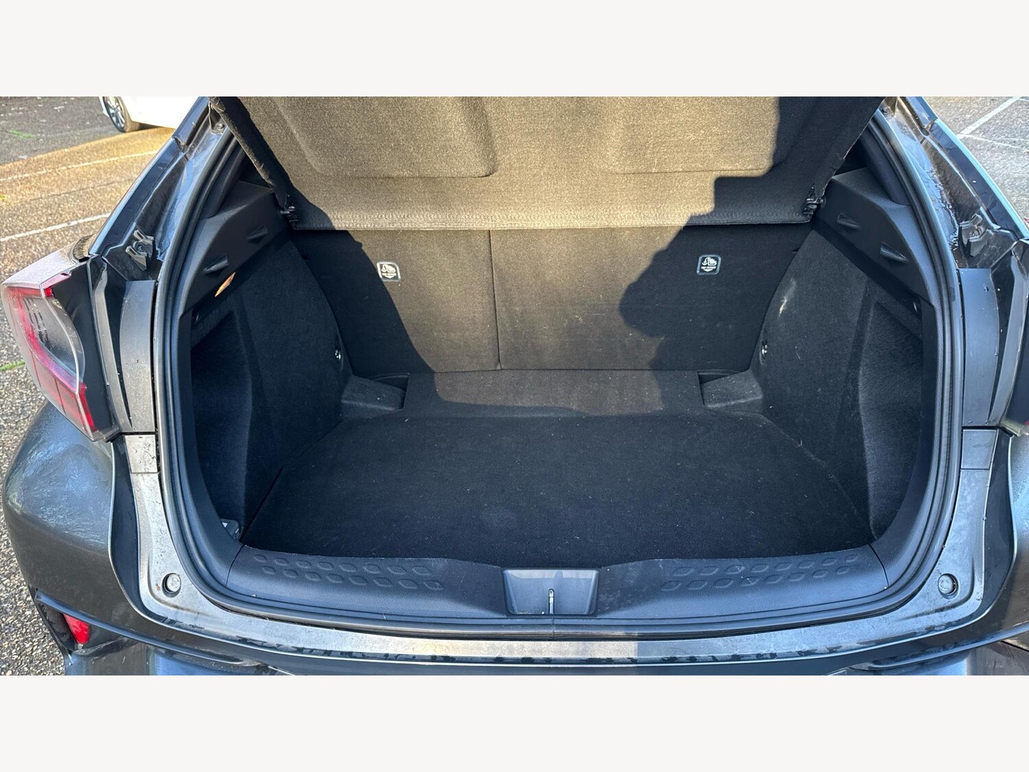 Used Toyota C-HR 2018 for sale - 77203420: Photo 16