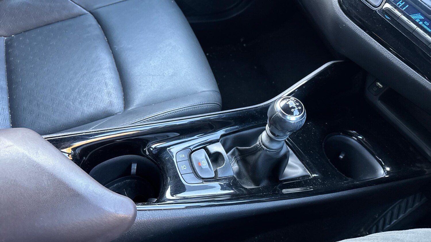 Used Toyota C-HR 2018 for sale - 77203420: Photo 43