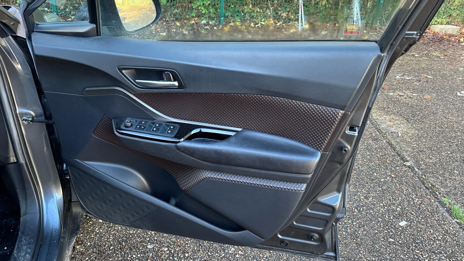 Used Toyota C-HR 2018 for sale - 77203420: Photo 47