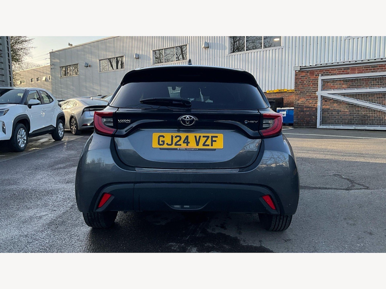 Used Toyota Yaris for sale - 77709421: Photo 21