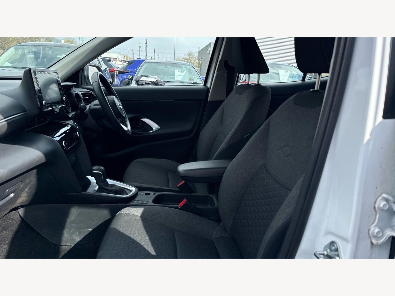 Used Toyota Yaris Cross 2023 for sale - 78047804: Photo 12