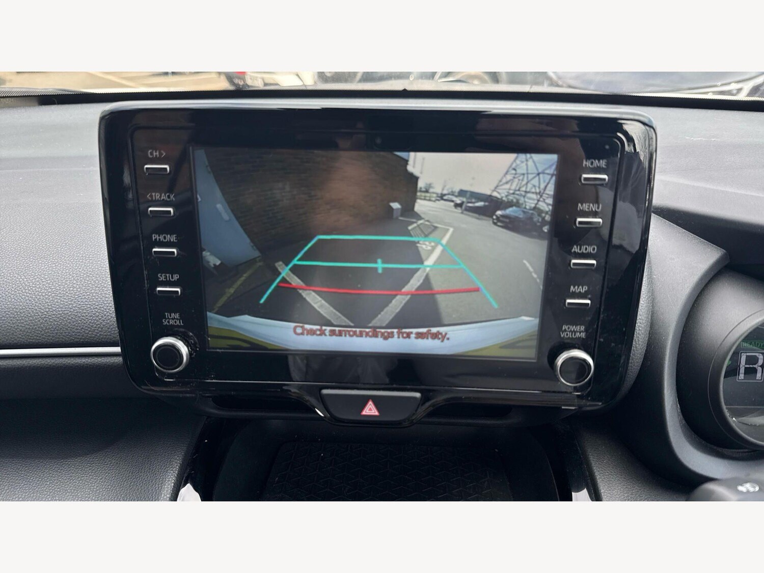 Used Toyota Yaris Cross 2023 for sale - 78047804: Photo 32