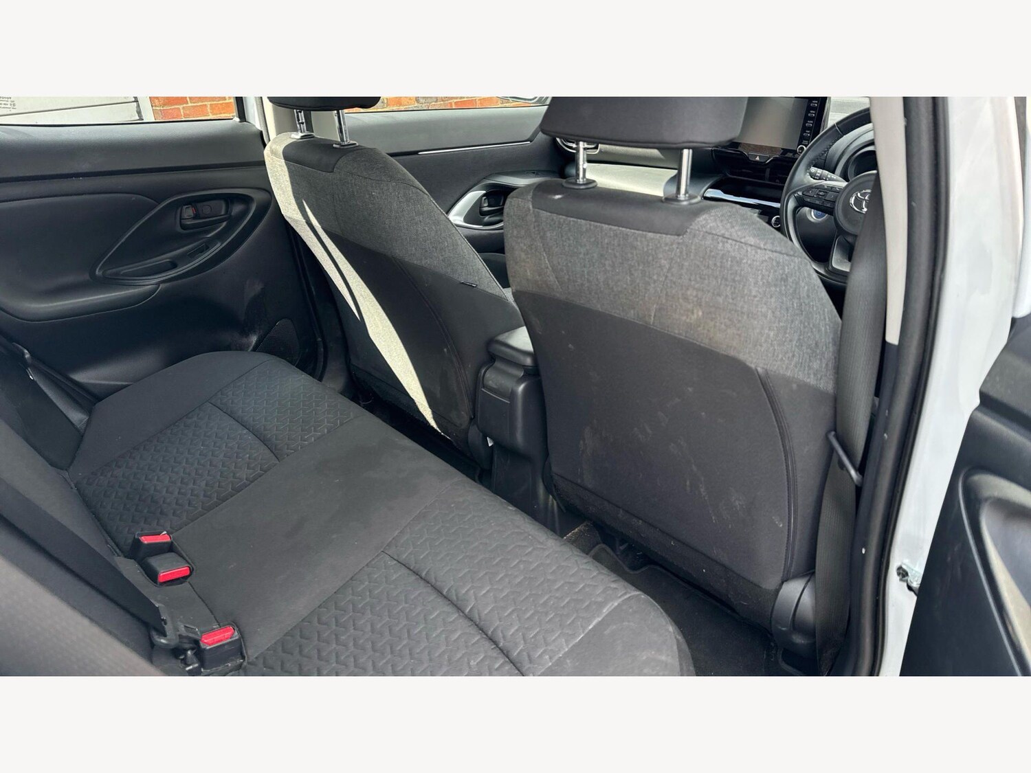 Used Toyota Yaris Cross 2023 for sale - 78047804: Photo 37