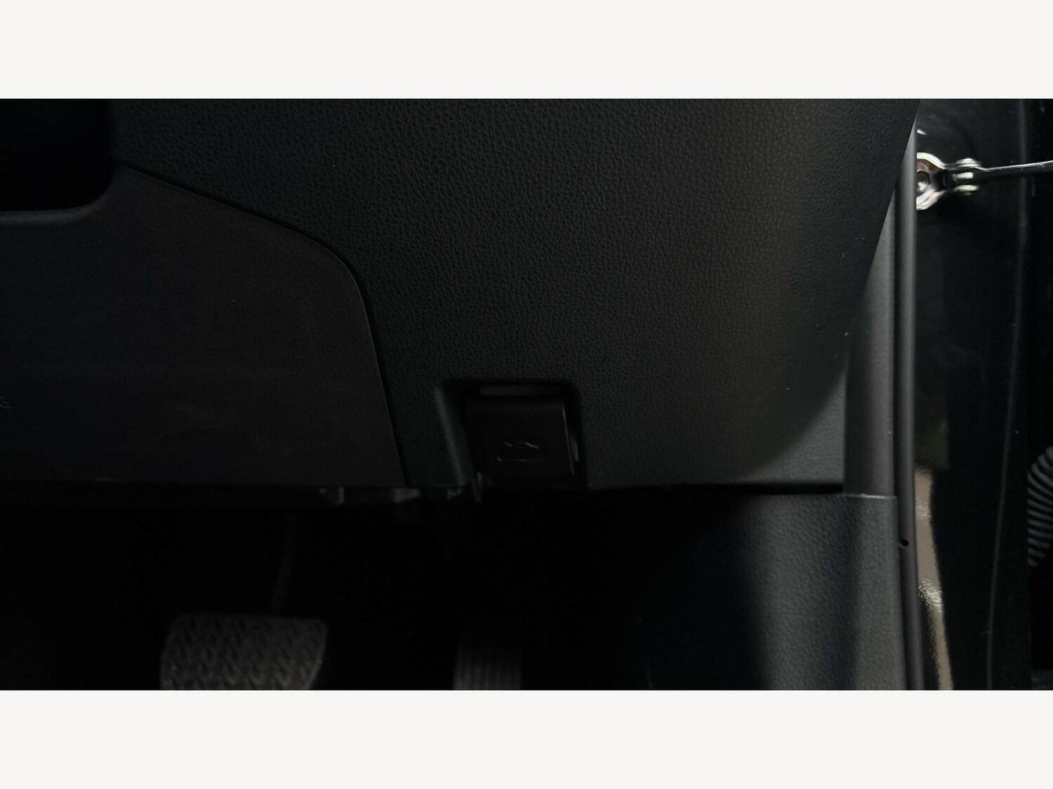 Used Toyota C-HR 2024 for sale - 76458073: Photo 26