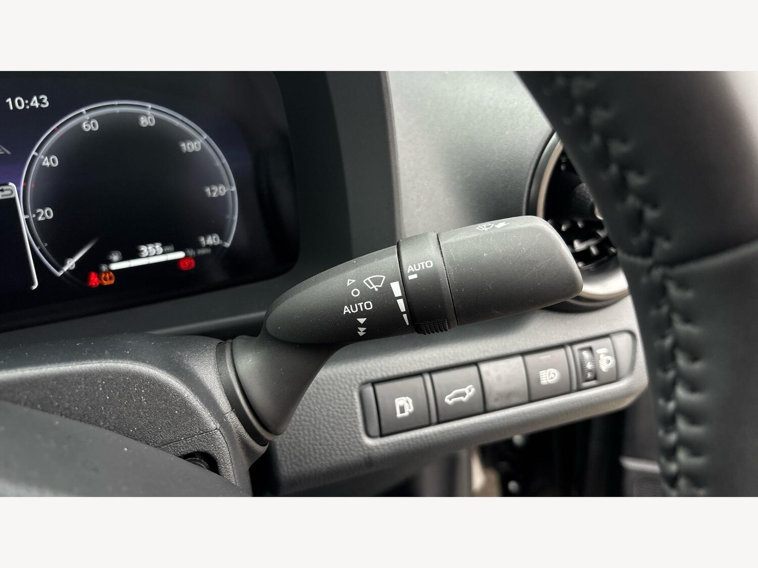 Used Toyota C-HR 2024 for sale - 76458073: Photo 27