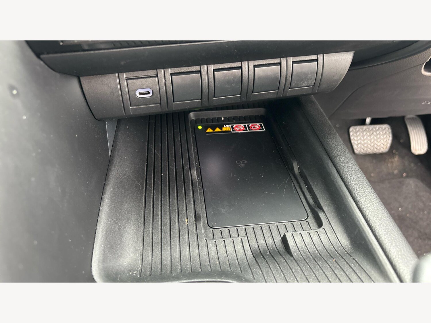 Used Toyota C-HR 2024 for sale - 76458073: Photo 32