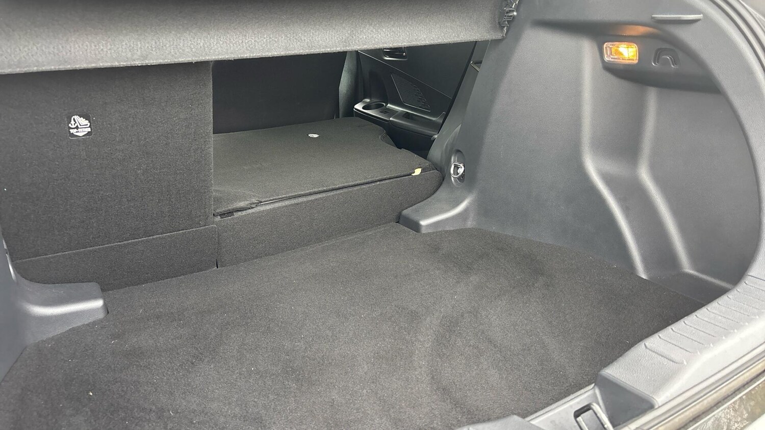 Used Toyota C-HR 2024 for sale - 76458073: Photo 54