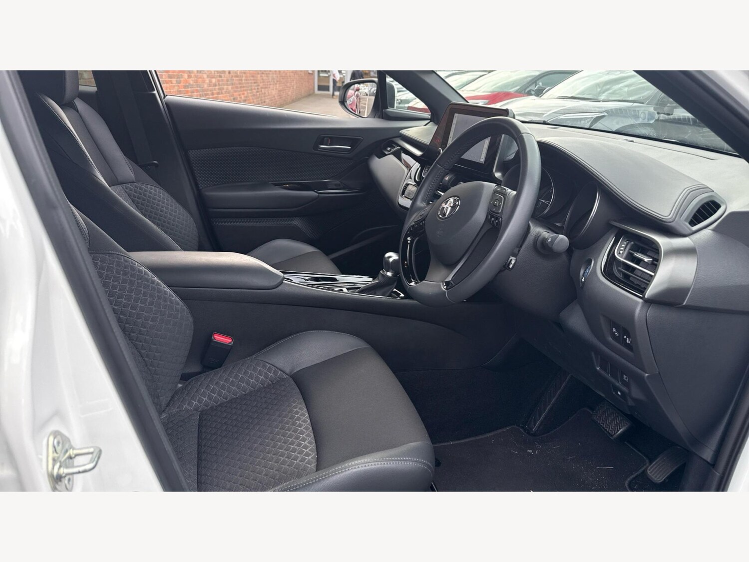 Used Toyota C-HR 2023 for sale - 77496350: Photo 13